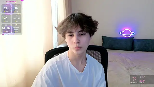  LukaHayes  online show from 04/04/26, 01:17