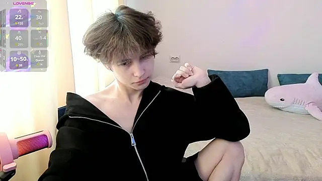 Snapshot of _LukaHayes_ chatting on 02/21/26, 11:01 LukaHayes online show from 02/21/26, 11:01