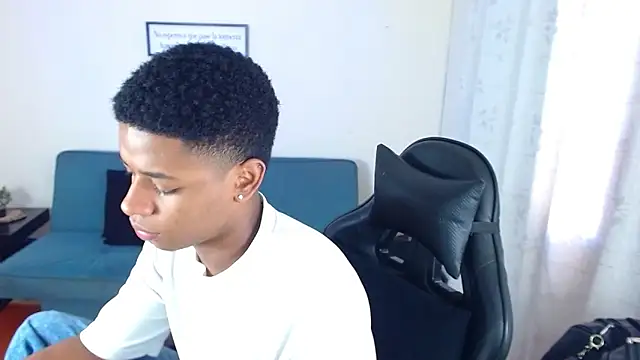 liiam3 online show from 03/16/26, 09:17