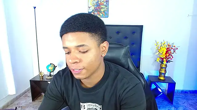 liiam3 online show from 04/13/26, 09:08