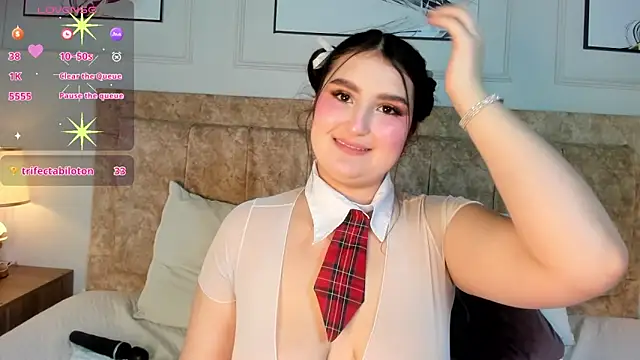 zoe moon   online show from 04/01/26, 01:41