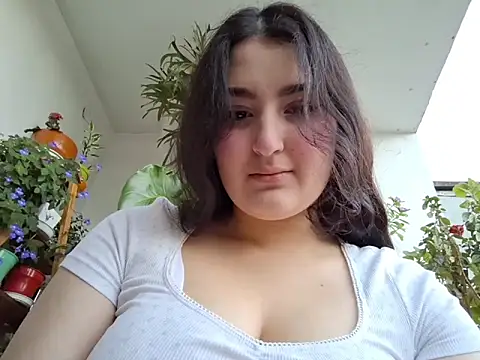 zoe moon   online show from 05/31/26, 10:54