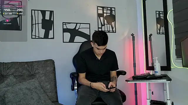 nico pelusa online show from 03/28/26, 10:49