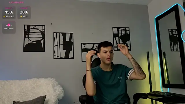 nico pelusa online show from 04/10/26, 10:33