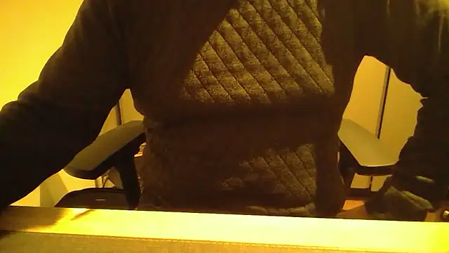 Snapshot of ViveLaFrance2026 chatting on 03/01/26, 05:13 ViveLaFrance2026 online show from 03/01/26, 05:13