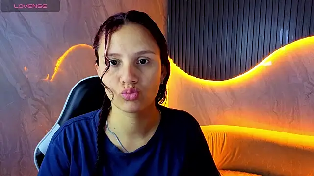 Snapshot of Natasha__tp chatting on 04/28/26, 12:53 Natasha tp online show from 04/28/26, 12:53