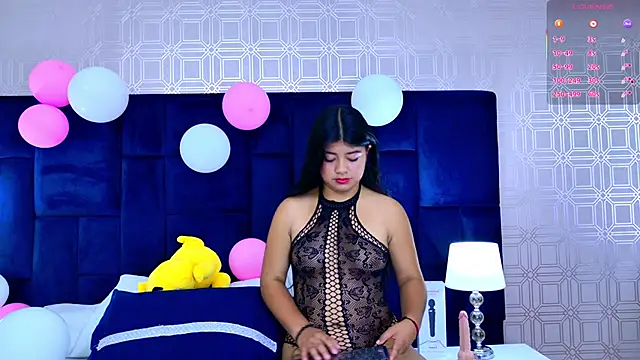 Khloe Moon online show from 04/06/26, 08:32