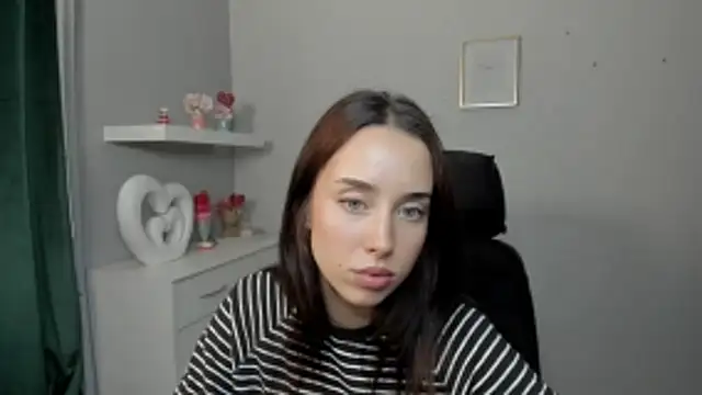 AdeleSolo online show from 04/14/26, 12:43