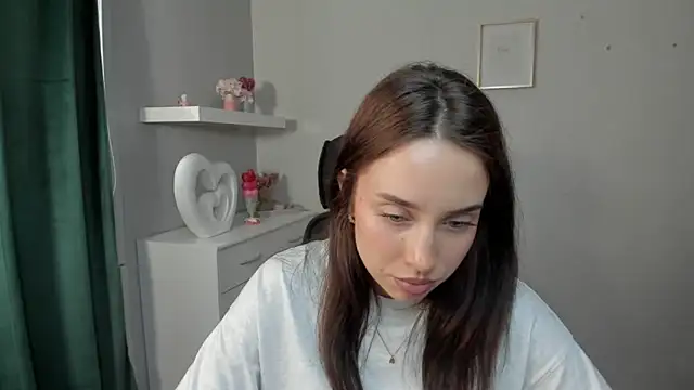 Snapshot of AdeleSolo chatting on 04/30/26, 12:45 AdeleSolo online show from 04/30/26, 12:45