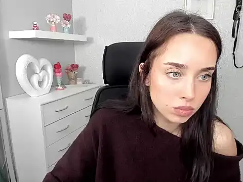 AdeleSolo online show from 03/31/26, 05:42