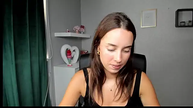 Snapshot of AdeleSolo chatting on 07/12/26, 01:23 AdeleSolo online show from 07/12/26, 01:23