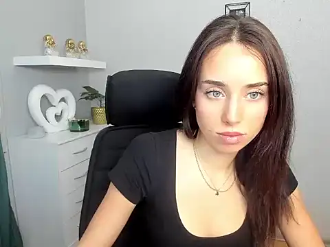 AdeleSolo online show from 02/24/26, 06:36