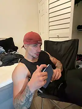 Snapshot of Alejandrosolerxxx chatting on 02/18/26, 04:10 Alejandrosolerxxx online show from 02/18/26, 04:10