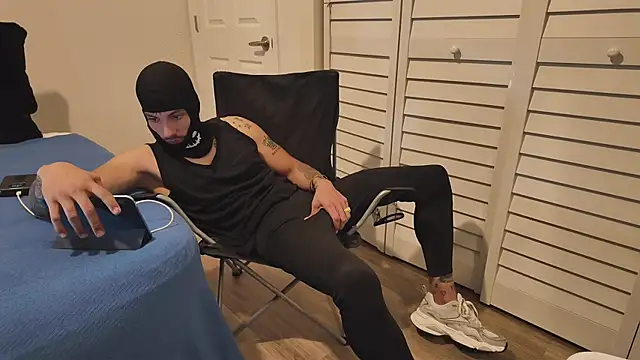 Snapshot of Alejandrosolerxxx chatting on 02/25/26, 02:56 Alejandrosolerxxx online show from 02/25/26, 02:56