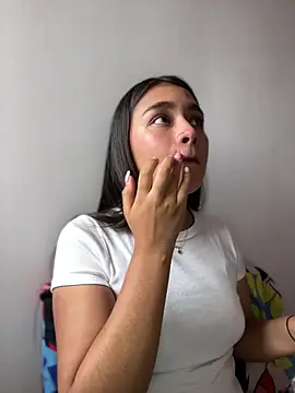 I Samanthaa online show from 03/25/26, 10:08