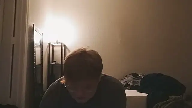 Snapshot of nigeleros chatting on 02/18/26, 03:37 nigeleros online show from 02/18/26, 03:37