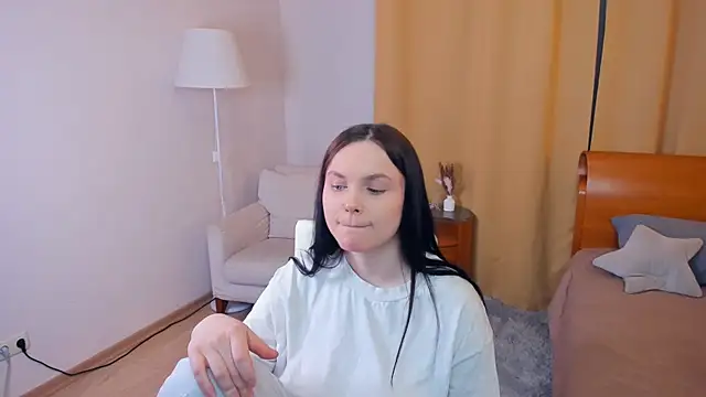 LeilaErcolani online show from 02/26/26, 06:52