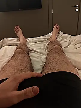 Snapshot of Galizio14 chatting on 02/24/26, 10:21 Galizio14 online show from 02/24/26, 10:21