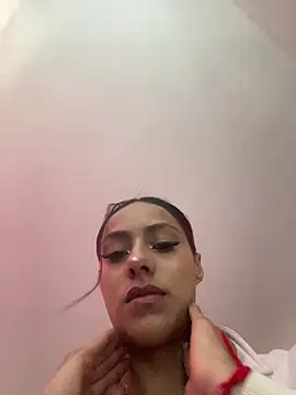 Emily-Fire online show from 04/17/26, 04:32