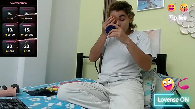 skinnysexy18 online show from 05/23/26, 06:29