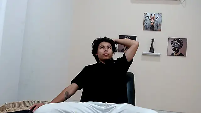 skinnysexy18 online show from 03/16/26, 02:30