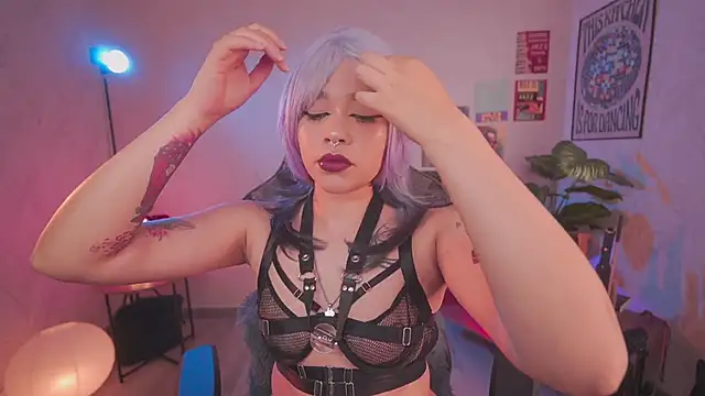 violette clerk1  online show from 03/03/26, 08:05