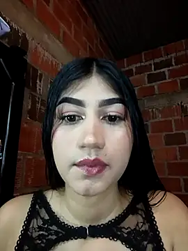 Julianiss online show from 02/24/26, 02:01