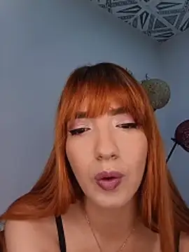 Snapshot of Valeriee1 chatting on 02/20/26, 06:26 Valeriee1 online show from 02/20/26, 06:26