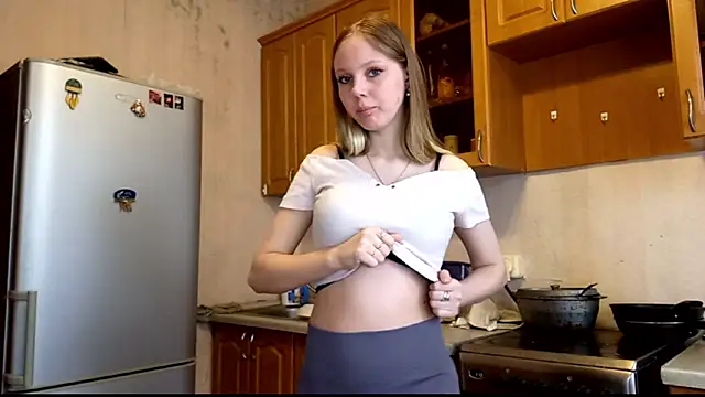 VictoriaDeese online show from 02/23/26, 04:25