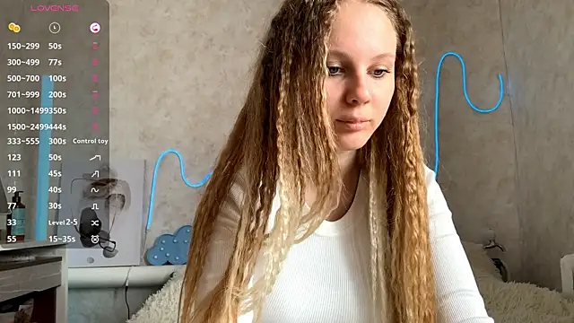 VictoriaDeese online show from 06/26/26, 03:34