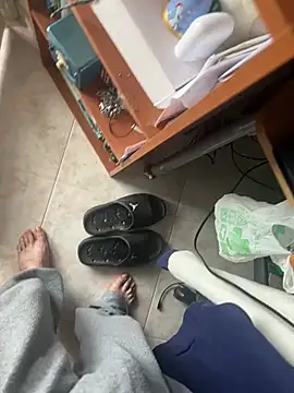 D4n13l47 online show from 04/13/26, 08:18