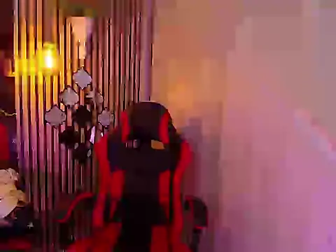 Snapshot of Aria__gold chatting on 02/27/26, 08:30 Aria gold online show from 02/27/26, 08:30