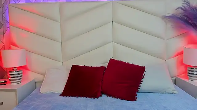 Bella  Peach online show from 03/25/26, 03:06