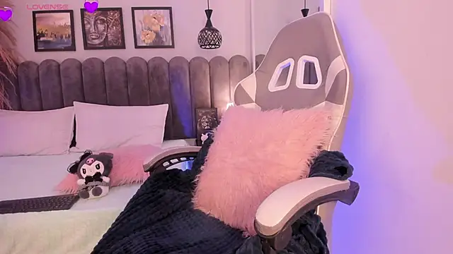 Bella  Peach online show from 04/02/26, 03:24