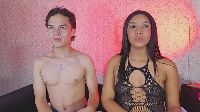 Snapshot of Ebony_and_boy_pm chatting on 02/22/26, 09:55 Ebony and boy pm online show from 02/22/26, 09:55