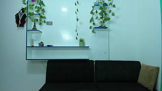 Snapshot of luna_sex_hot_ chatting on 02/28/26, 02:44 luna sex hot online show from 02/28/26, 02:44