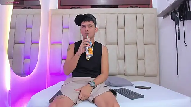 STEVEN OS online show from 05/17/26, 02:33