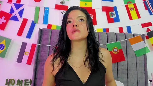 Snapshot of Evelin__thompsson chatting on 07/07/26, 03:20 Evelin thompsson online show from 07/07/26, 03:20