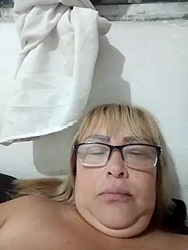 Snapshot of milena202610 chatting on 03/04/26, 08:33 milena202610 online show from 03/04/26, 08:33