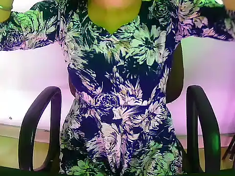 Hotsurbhi online show from 02/21/26, 04:14