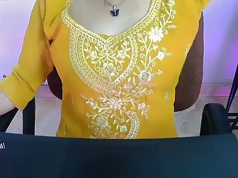Snapshot of Hotsurbhi chatting on 03/10/26, 04:49 Hotsurbhi online show from 03/10/26, 04:49