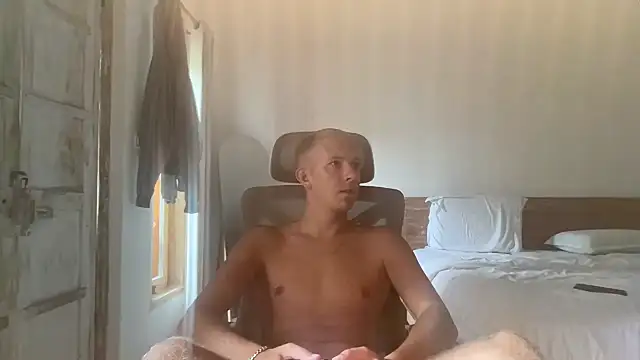 Anton blond online show from 02/18/26, 05:38