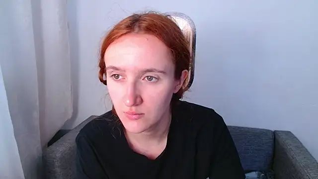 Snapshot of miay_here_ chatting on 07/06/26, 10:11 miay here online show from 07/06/26, 10:11