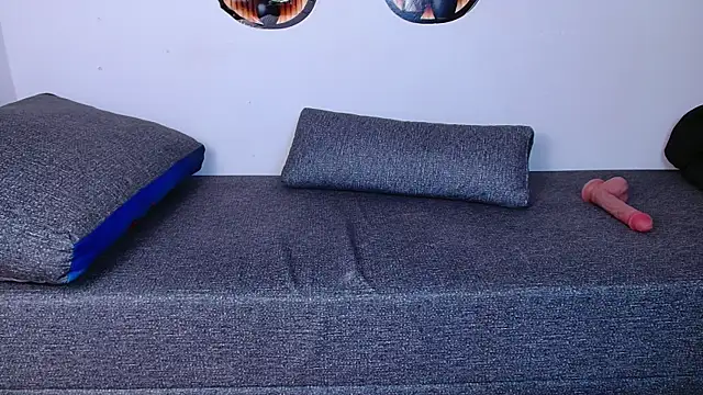 miay here  online show from 04/03/26, 05:52