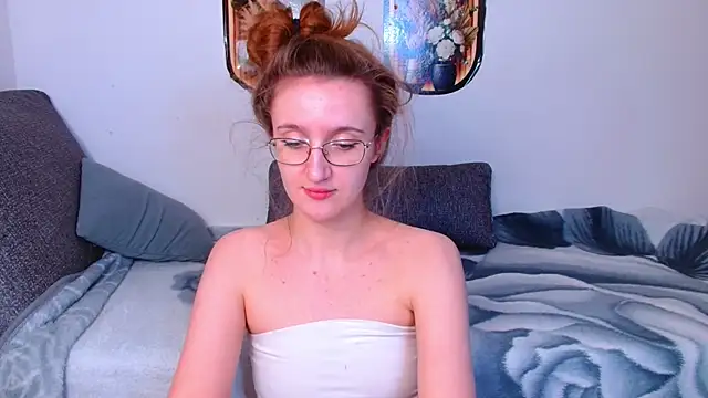 Snapshot of miay_here_ chatting on 04/17/26, 04:54 miay here online show from 04/17/26, 04:54