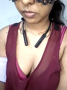 ASHANYA JAYASOORIYA online show from 05/14/26, 07:38