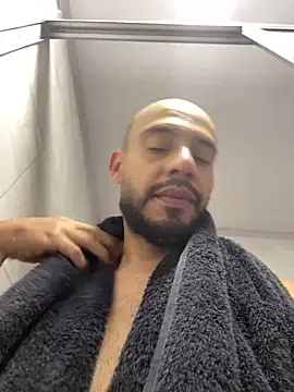 Snapshot of katasanz chatting on 03/26/26, 01:09 katasanz online show from 03/26/26, 01:09