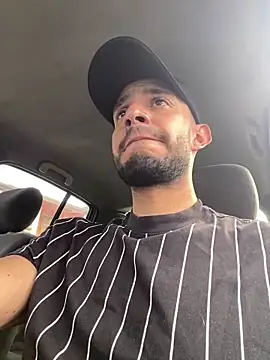 Snapshot of katasanz chatting on 03/10/26, 01:37 katasanz online show from 03/10/26, 01:37