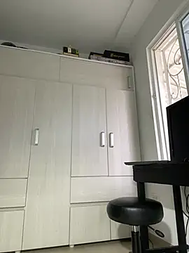 Snapshot of katasanz chatting on 03/11/26, 12:32 katasanz online show from 03/11/26, 12:32