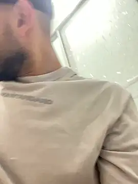 Snapshot of katasanz chatting on 03/09/26, 12:41 katasanz online show from 03/09/26, 12:41